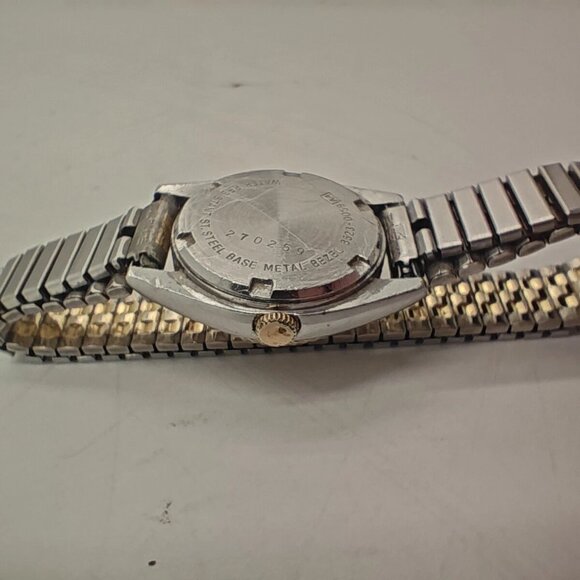 VTG Seiko SQ Watch Women 25mm White Dial Two Tone Daydate Round 8523-0059 NewBat - Picture 15 of 16